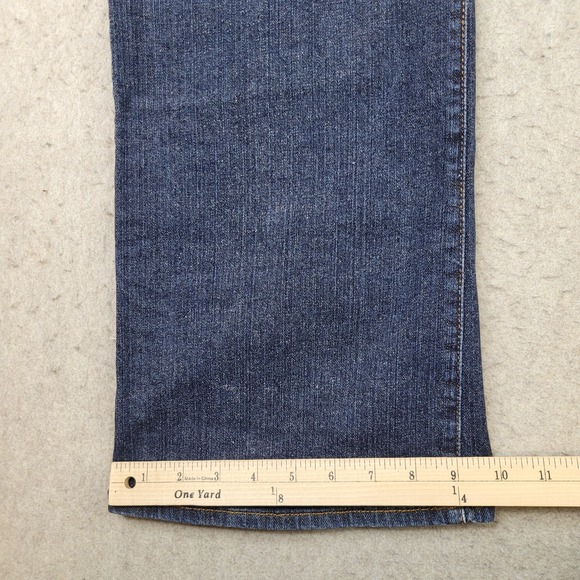 Lucky Brand Gene Montesano‎ Jeans Womesn 14/32 Mid-Rise Flare Dark Wash 35x32 - Picture 8 of 12